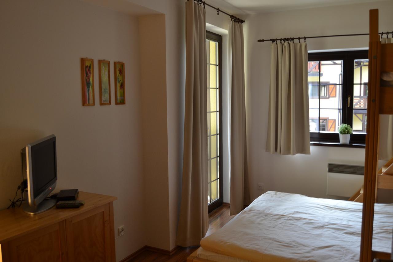 Apartmany Olivia A Olympia Liptov Ружомберок Экстерьер фото